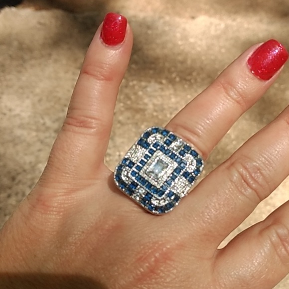 Sold Blue and white sapphire ring - Picture 1 of 6